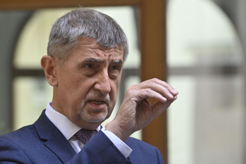 Parchetul European investighează folosirea fondurilor europene de către companiile premierului ceh