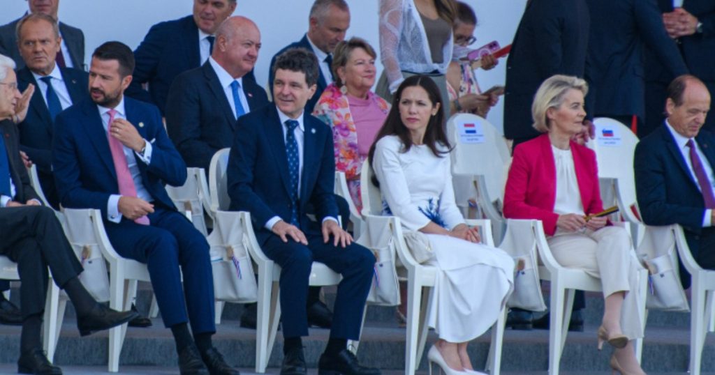 Nicușor Dan și-a încheiat vizita la Paris și merge la Kiev pentru Summitul Ucraina - Europa de Sud-Est: „România este un partener activ şi de încredere”