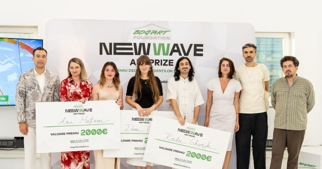 Fundația Bog’Art a premiat trei studenți care au creat, pentru NEW WAVE Art Prize, lucrări de artă inspirate de evoluția AI
