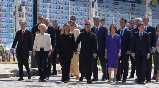 Nicuşor Dan: Reafirm astăzi, la Kiev, sprijinul ferm al ţării noastre pentru frontierele recunoscute pe plan internaţional ale Ucrainei şi pentru integritatea sa teritorială, precum şi angajamentul nostru pentru stabilitate pe termen lung