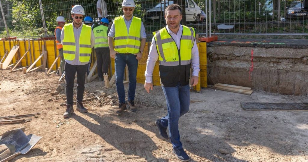 „Filosofia” primarului Ciprian Ciucu față de muncitorii de pe șantierele Capitalei: „Dacă nu sunt acolo, cu siguranță sunt în altă parte”