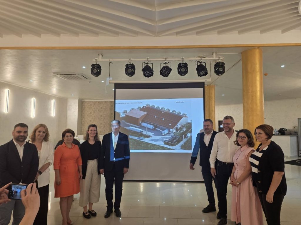 Vizită istorică la Tritenii de Jos: Reprezentanții Băncii Mondiale și ai ADR Nord-Vest, în misiune oficială pentru un megaproiect agricol! (VIDEO)