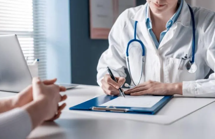 Vești bune pentru români! Ce analize și consultații medicale sunt gratuite în 2026, inclusiv pentru cei fără asigurare