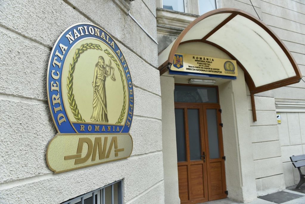 Fosta șefă a Comisiei de evaluare a persoanelor cu handicap din Prahova scapă de acuzațiile de corupție după prescrierea faptelor