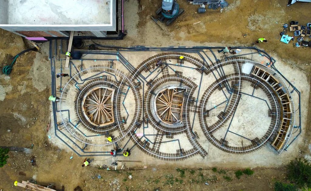 Noua fantana arteziana din Parcul Central din Hunedoara prinde contur