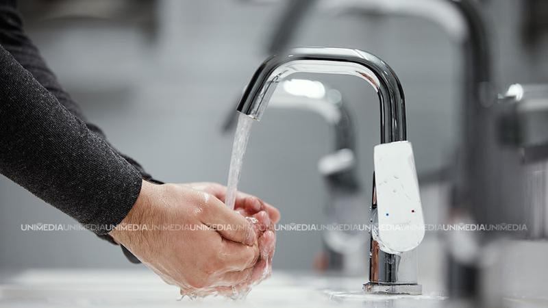 Vineri cu robinete „slăbite”: Locuitorii din mai multe cartiere din capitală și suburbii vor avea apă cu presiune joasă, mâine