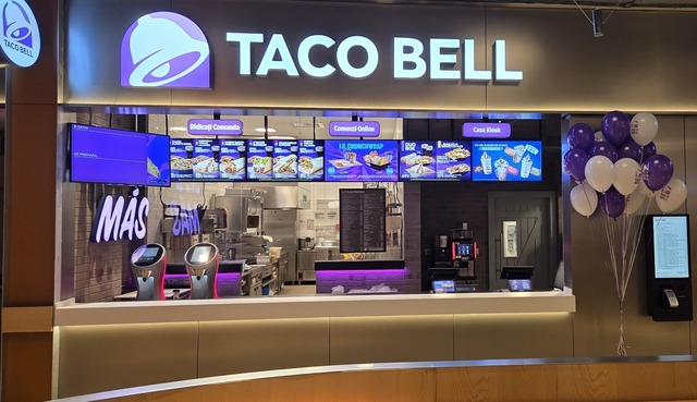 SUA - Taco Bell elimină salata verde din meniuri în mai multe state după suspiciuni că ar avea legătură cu un focar de diaree severă