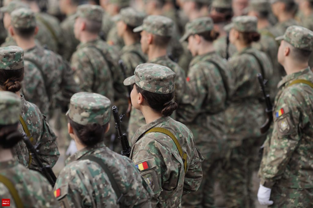 Un comandant militar din Murfatlar își deconta produsele personale și îi punea pe militari să-i zugrăvească apartamentul