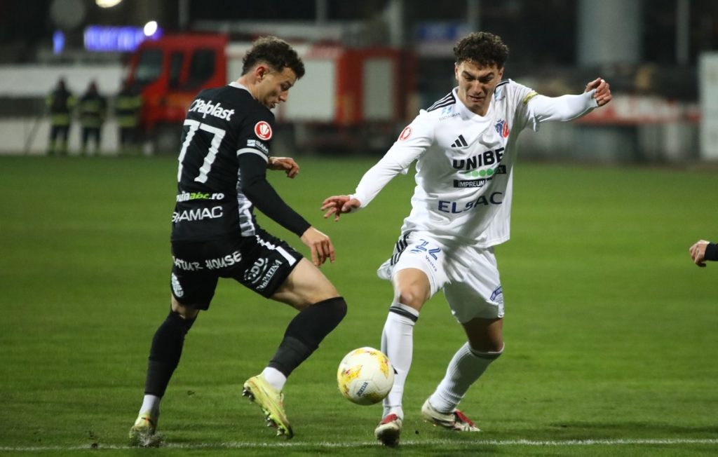 Transfer la FCSB: Tânărul fotbalist a ajuns în cantonamentul roș-albaștrilor