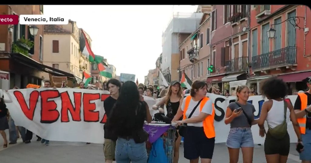 Ambasadorul SUA în Italia, întâmpinat cu proteste la Veneția. Sosirea miliardarului cu superiahtul personal, interpretată ca o sfidare