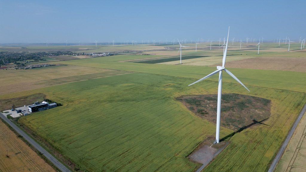 PPC intră pe piața energiei din Polonia prin achiziția unui portofoliu regenerabil de 277 MW. Grupul își accelerează expansiunea în Europa Centrală