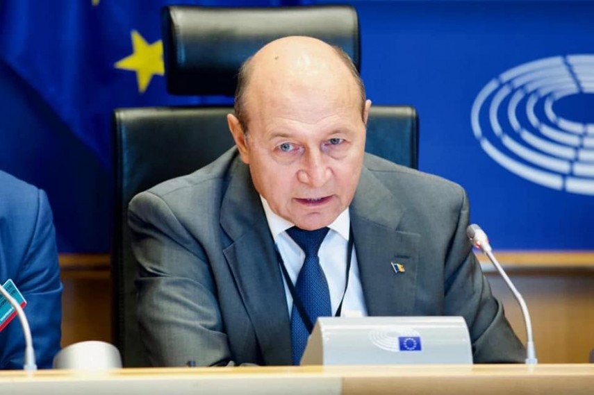 Traian Basescu, intrebat daca mai e ceva de furat in Romania: Slava Domnului, este! Numai sa nu lasam sa plece tot