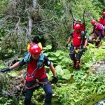 Intervenţii ale elicopterului SMURD pentru salvarea a doi turişti în Parcul Naţional Piatra Craiului / Unul dintre ei, un tânăr de 16 ani, avea un traumatism la piciorul drept şi nu se mai putea deplasa