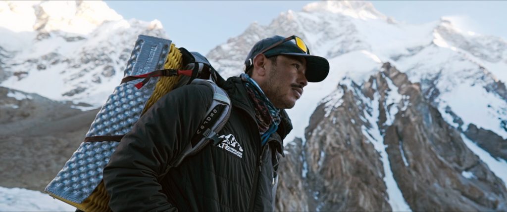 Trupul lui Nirmal Purja a fost recuperat. Renumitul alpinist a murit, alături de alţi nouă, într-o avalanşă pe Broad Peak