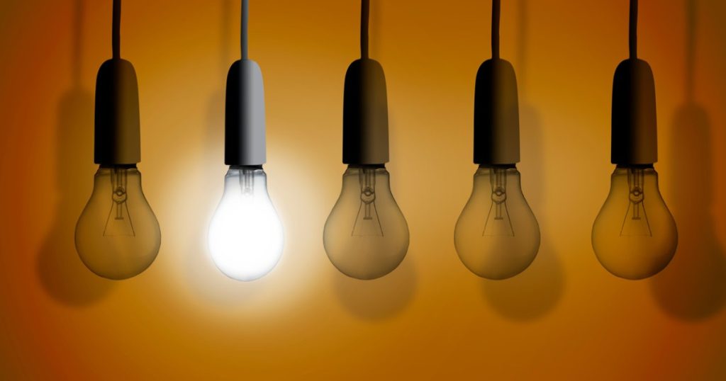 Expert în energie: Reducerea voluntară a consumului nu poate acoperi un deficit de până la 2.500 MW. „Este privatizarea pagubelor”