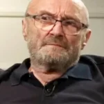 Phil Collins spune că a fost la un pas de moarte în 2024 din cauza abuzului de alcool: „Oamenii veneau să-şi ia rămas bun”