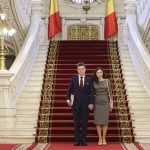 Amendament AUR la Legea integrităţii - Soţii şi partenerii de viaţă ai preşedintelui României, parlamentarilor, prim-ministrului, miniştrilor şi altor demnitari de rang înalt vor fi nevoiţi să îşi declare averea