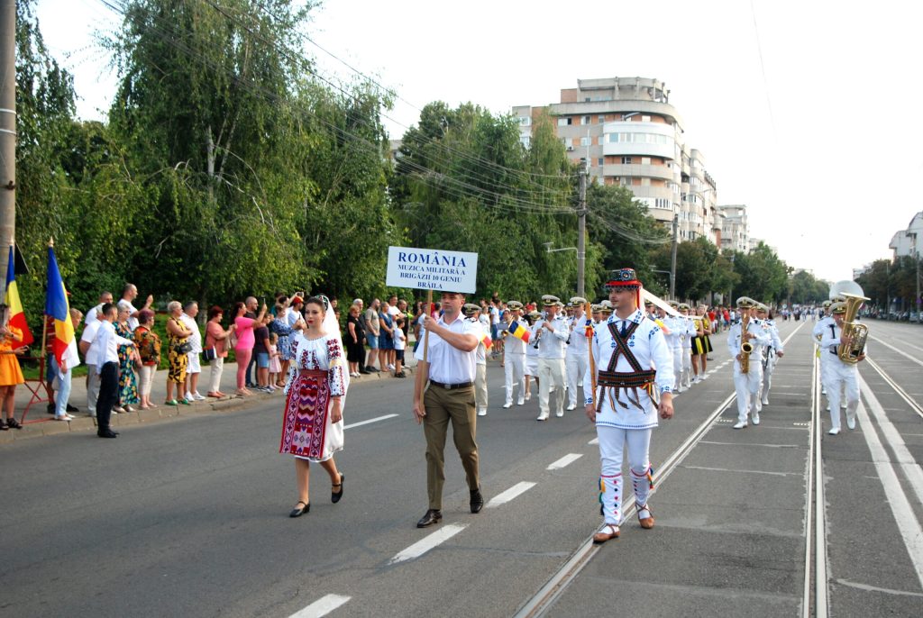Festivalul Muzicilor Militare. Trei zile de spectacole și defilări pe străzile Brăilei