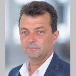 Primarul comunei Zăneşti din Neamţ, trimis în judecată de DNA. Ar fi primit mită bani şi foloase, printre care construirea unei case, pentru a încheia diferite contracte