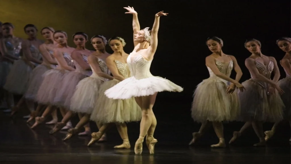 Clasica producție "Lacul Lebedelor" revine pe scena Sălii Palatului în cadrul celei de-a doua ediţii Bucharest International Ballet Gala, pe 30 martie 2027