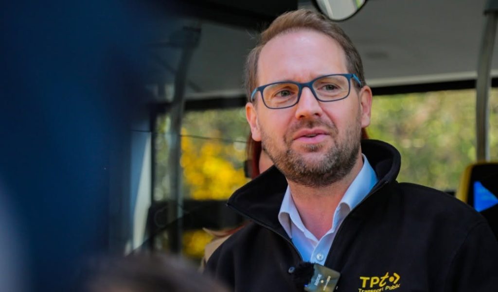 Prefectul de Timiș refuză să dispună încetarea mandatului lui Dominic Fritz. Primarul a fost sancționat DOAR cu reducerea salariului cu 10% timp de șase luni