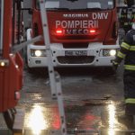 Trafic blocat pe autostrada A1, pe sensul spre Capitală, din cauza unui autocamion care s-a răsturnat pe şosea/ Şoferul maşinii a fost rănit/ Poliţiştii rutieri au deviat circulaţia