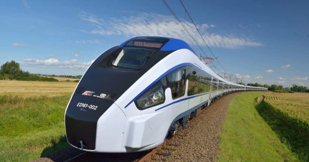 Intră în circulație primele trenuri electrice PESA. Prima ramă va fi introdusă pe relația București Nord - Constanța