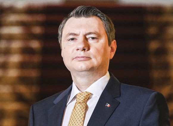 Primul mesaj din boardul BNR după decizia Fitch. Cosmin Marinescu, viceguvernator BNR: Reconfirmarea ratingului de ţară de către Fitch e pe deplin justificată de mai multe argumente tehnice