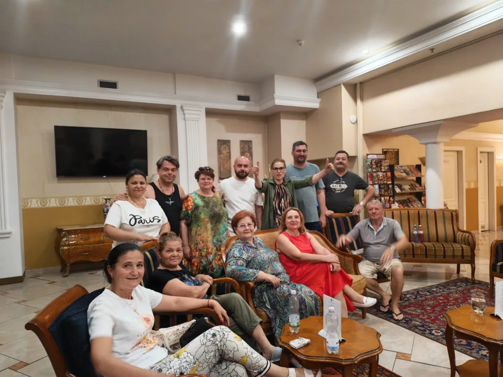 FOTO / Educația nu are vârstă. Zece seniori buzoieni, într-o mobilitate Erasmus+ la Praga