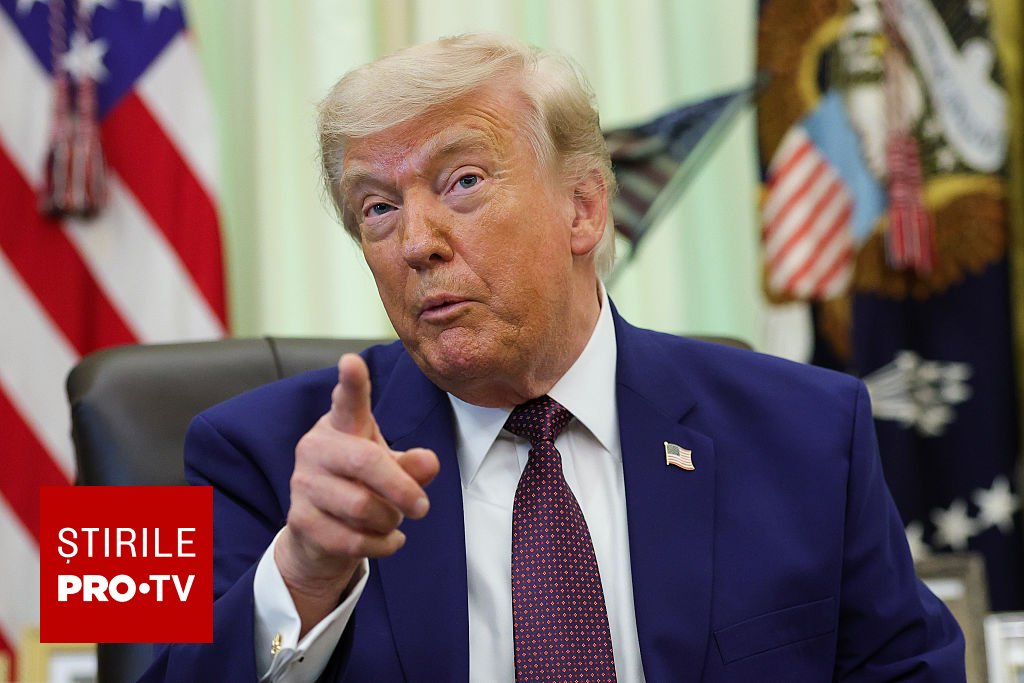 Președintele Donald Trump este acuzat de corupție de democrați, după ce a lansat un abonament plătit la Truth Social