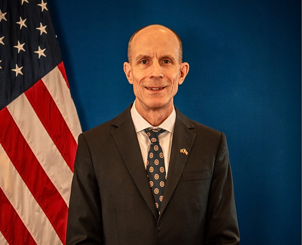 Ambasada SUA la București are un nou adjunct al șefului misiunii. Diplomatul David Galbraith se alătură echipei conduse de Darryl Nirenberg