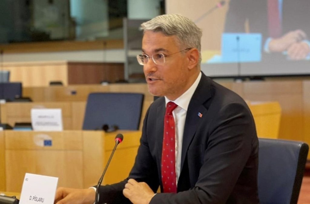 Comisia Europeană a avertizat Guvernul înainte de votul din Senat asupra amendamentelor privind decarbonizarea, susține ministrul interimar al Investiţiilor, Dragoş Pîslaru