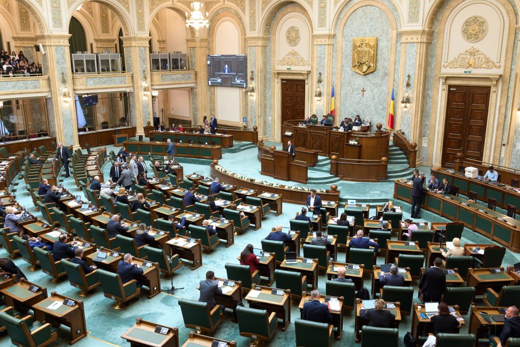 PSD și AUR nu renunță la amendamentele la noua lege ANI. Proiectul merge la votul final