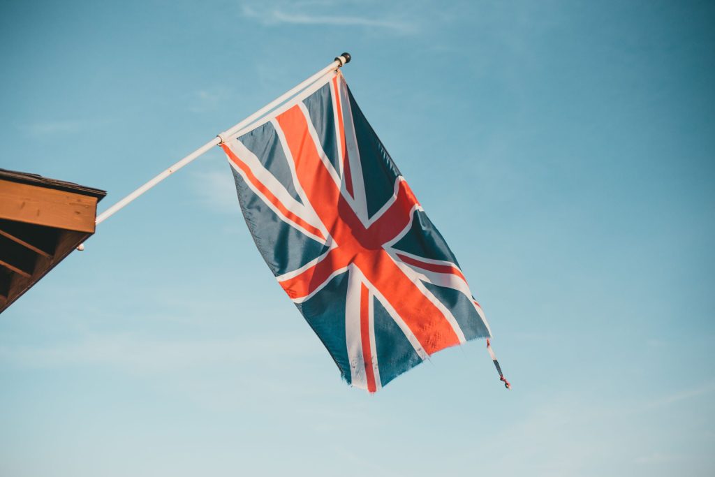 Noul șef al Armatei din Marea Britanie, în vizită la Kiev. Londra promite sprijin pentru Ucraina