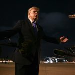 Trump se laudă cu ”lovitura câştigătoare” cu care a învins în ultimul turneu de golf la Bedminster. ”Asta se cheamă TALENT, iar îl am, pe când ei nu-l au”, îşi atacă el adversarii