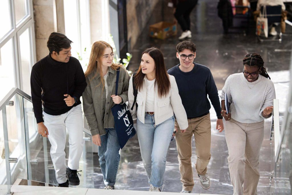 Interes record din partea candidaților din afara Uniunii Europene pentru programele de studii oferite în 2026 de către Universitatea de Vest din Timișoara