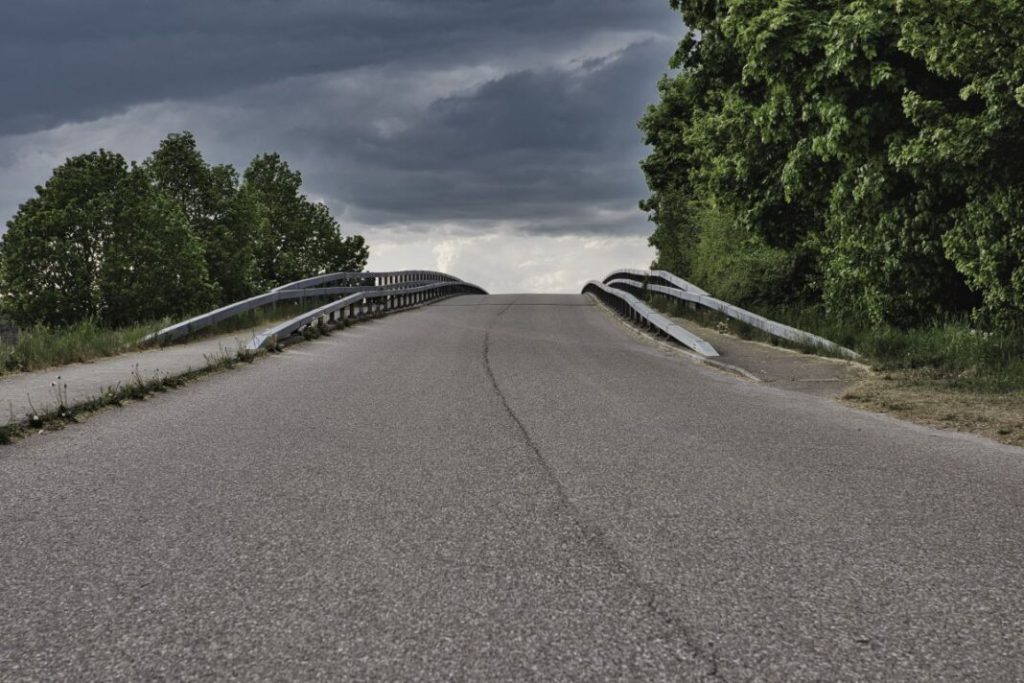 Canicula extinde restricțiile pentru traficul greu: Bihorul și alte șase județe, vizate joi, 6 august