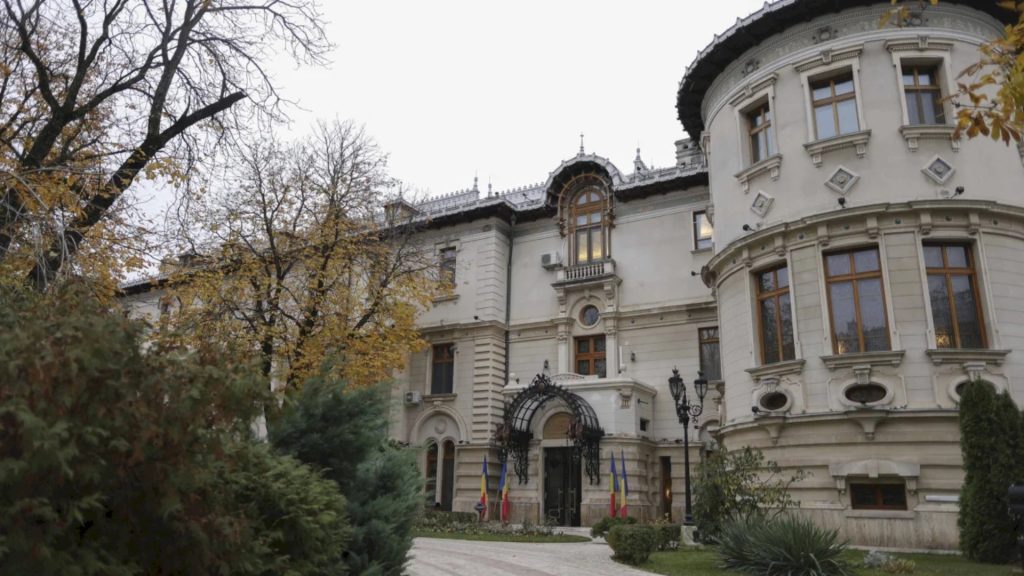 Micii bucureșteni sunt invitați la o călătorie prin grădina regală. Muzeul Național Cotroceni organizează un atelier de botanică în perioada 18-21 august