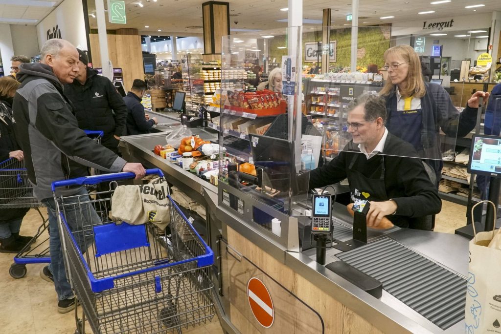 Prețurile mondiale la alimente au urcat la cel mai ridicat nivel din ultimii trei ani
