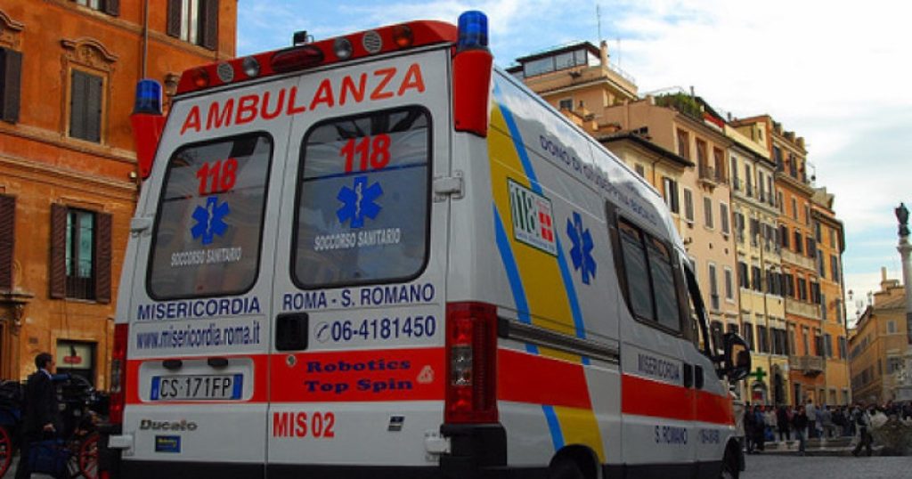 Şase muncitori români, anchetaţi în Italia că au lăsat un coleg moldovean să moară, după ce i s-a făcut rău. De ce nu au sunat imediat la ambulanţă