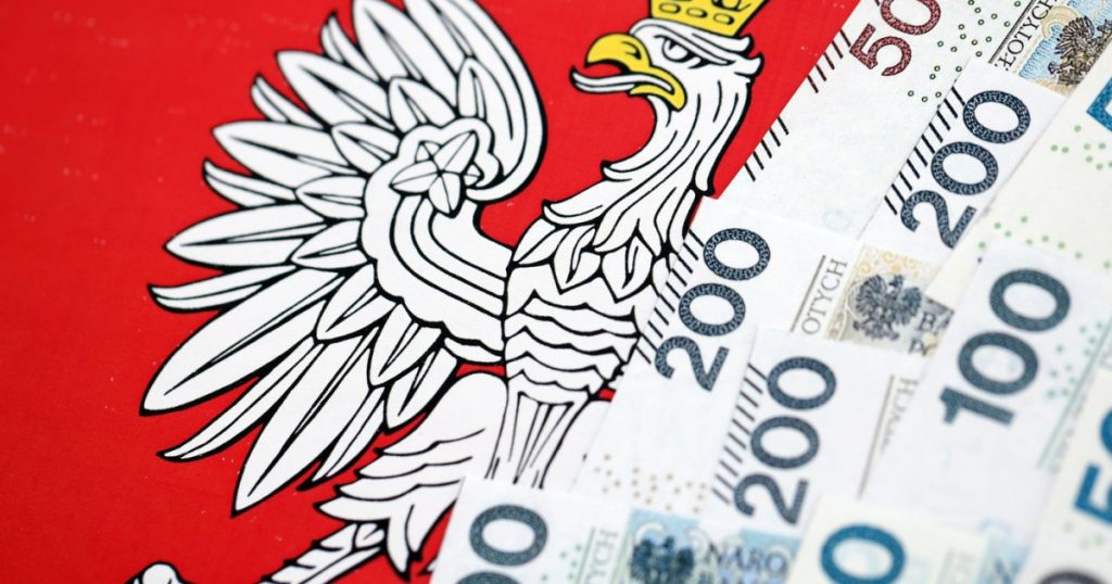 Polonia a devenit a șasea cea mai mare economie a UE. PIB-ul țării este de peste două ori mai mare decât cel al României