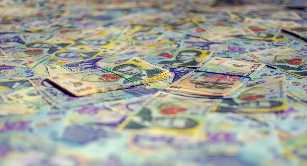 De luni, românii pot împrumuta din nou statul. Cât plătește Ministerul Finanțelor pentru 1, 3 și 5 ani
