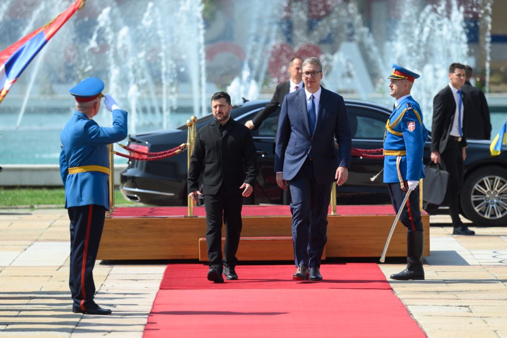 Vucic și Zelenski vor să consolideze relațiile economice dintre Serbia și Ucraina