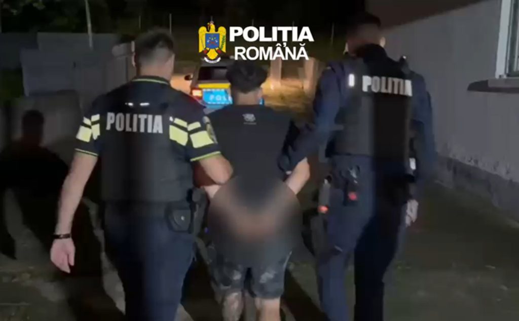Doi tineri, reținuți după ce un adolescent de 15 ani a fost înjunghiat la Drajna