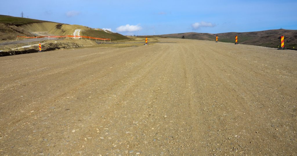 Pistă de avioane pe o autostradă din România. În ce situații va putea fi folosită de aeronave pentru aterizare