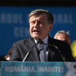 Crin Antonescu: Psihologic, Călin Georgescu conduce AUR, nu domnul Dungaciu, nu domnul Peiu, nu domnul Piperea, nici chiar domnul Simion care, din punctul meu de vedere, încă ar fi un partener rezonabil de dialog