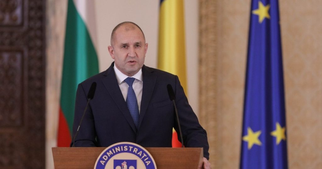 Moscova laudă schimbarea de atitudine a Bulgariei față de Ucraina. Ce spune Kremlinul despre deciziile premierului Radev
