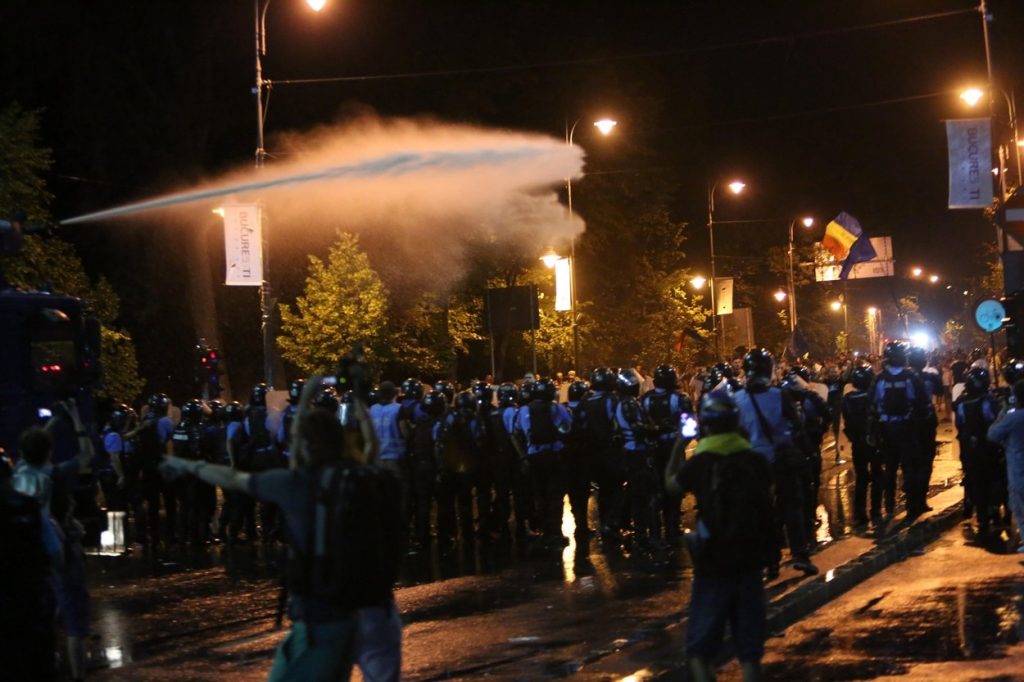 Protest în Piața Victoriei, la 8 ani de la violențele jandarmilor de la mitingul din 10 august.  Acțiuni similare și în două orașe din țară