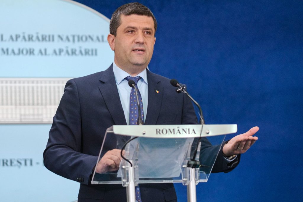 Radu Miruță, despre comenzile prin SAFE: „Nu cumpărăm de pe raftul altor țări”. Aproape 100 de vehicule COBRA II, în producție la Mediaș