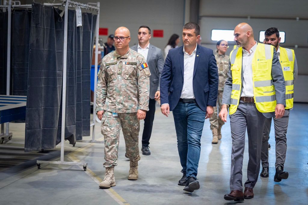 Miruță: La Mediaș funcționează astăzi două platforme importante de producție pentru industria de apărare, dezvoltate de Otokar și Rheinmetall în complexul Automecanica